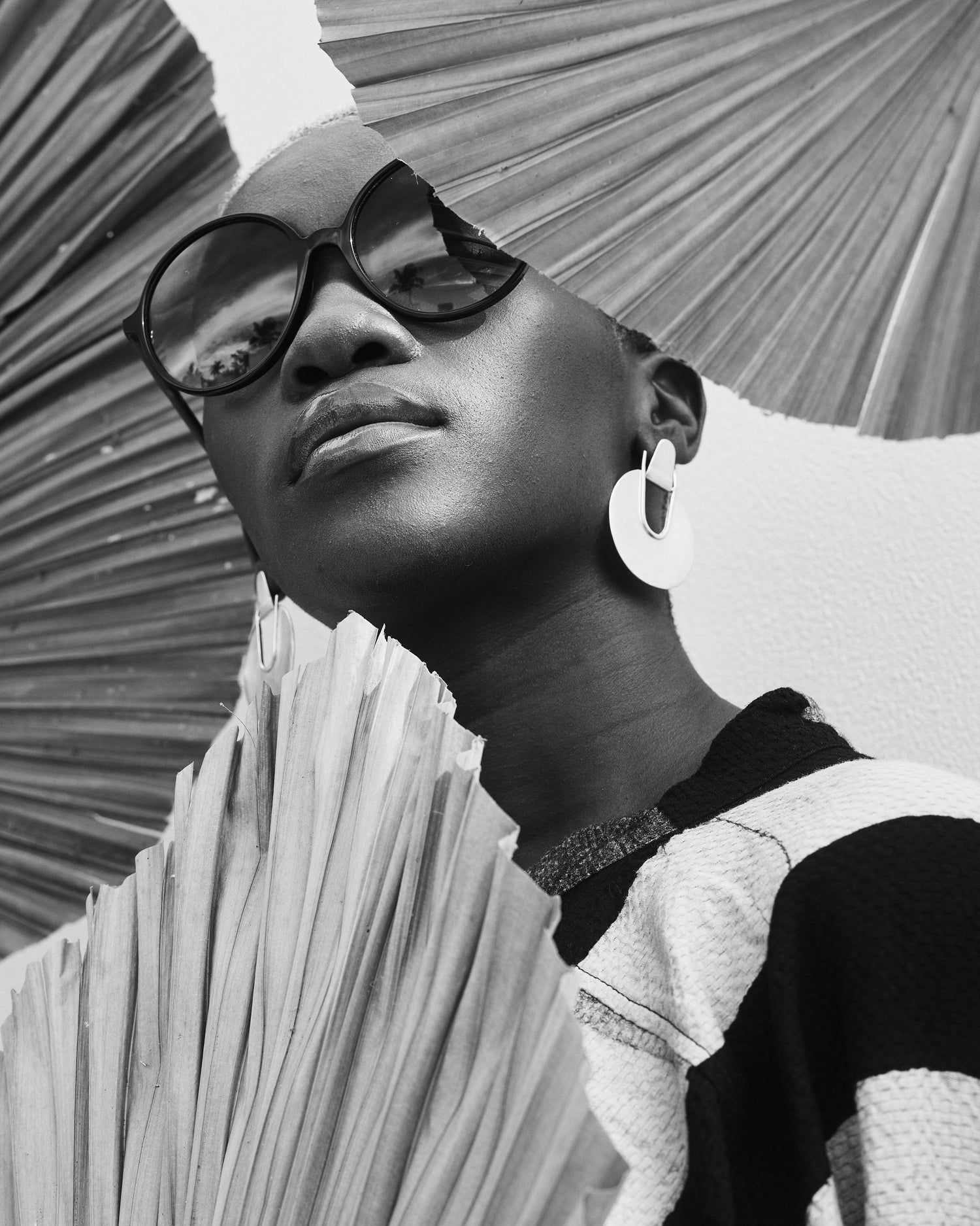 Editorial_shot_of_Thoko_wearing_Elektra_Earrings_Brass_Medium